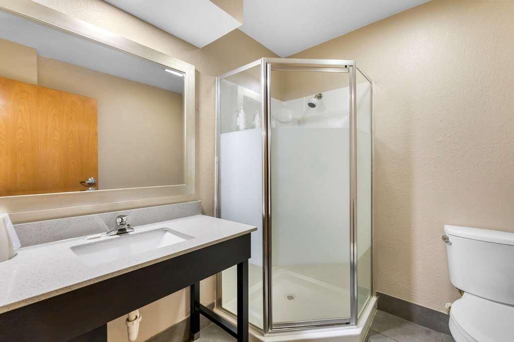 Super 8 By Wyndham Dickson Otel Oda fotoğraf